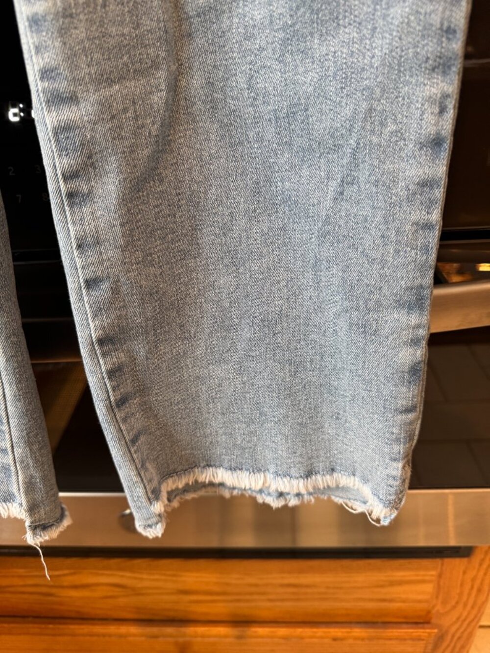 Democracy Itty Bitty Boot Cut Cropped Light Denim Jeans 6 - Picture 3 of 7
